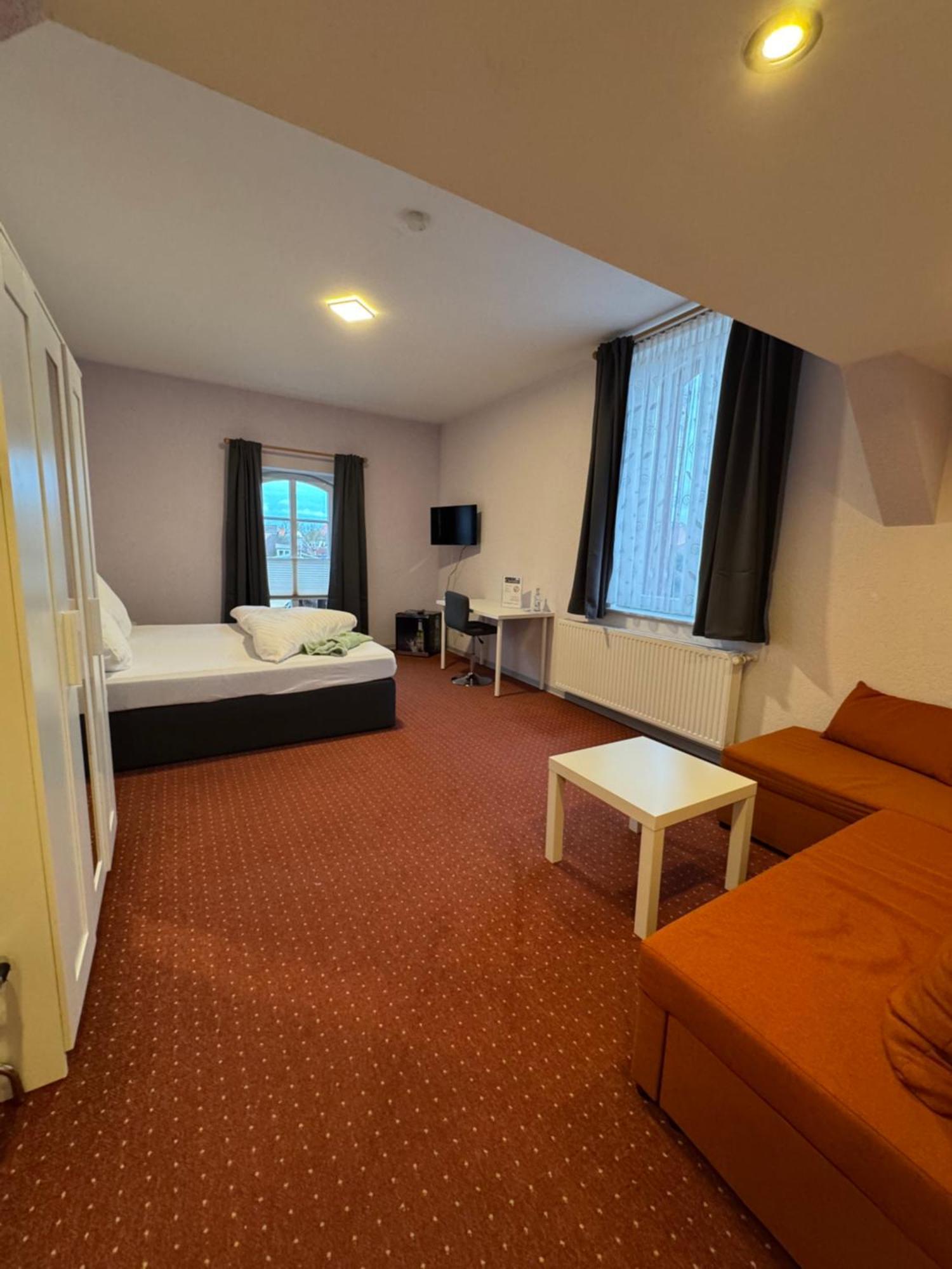 Hotel-Restaurant Christine Lübz Zewnętrze zdjęcie