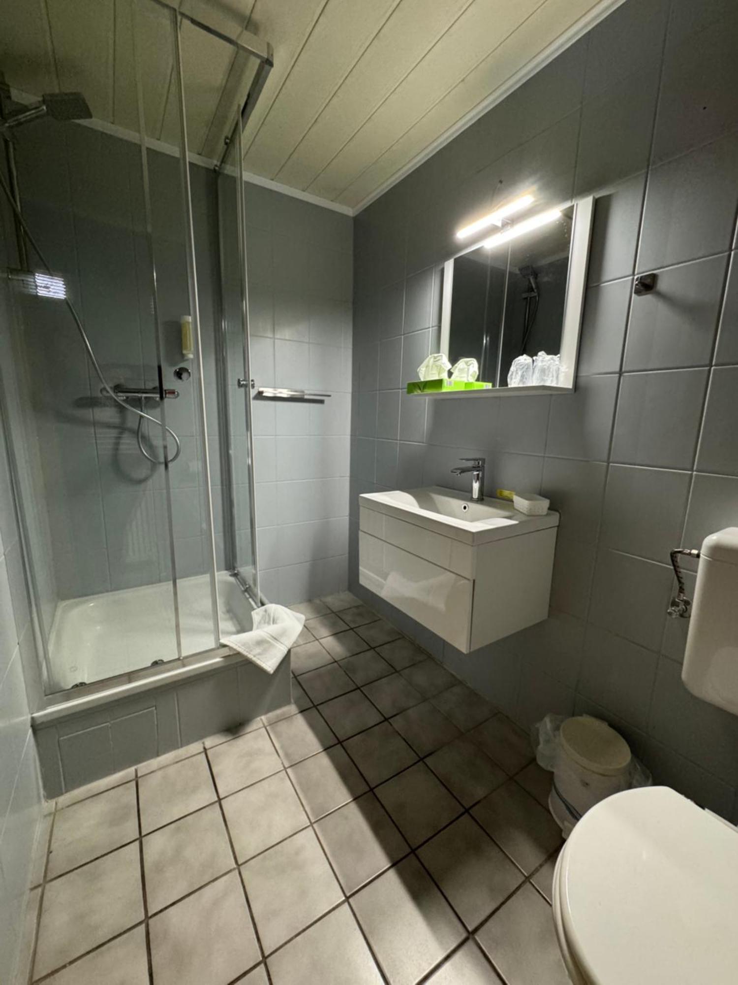 Hotel-Restaurant Christine Lübz Zewnętrze zdjęcie