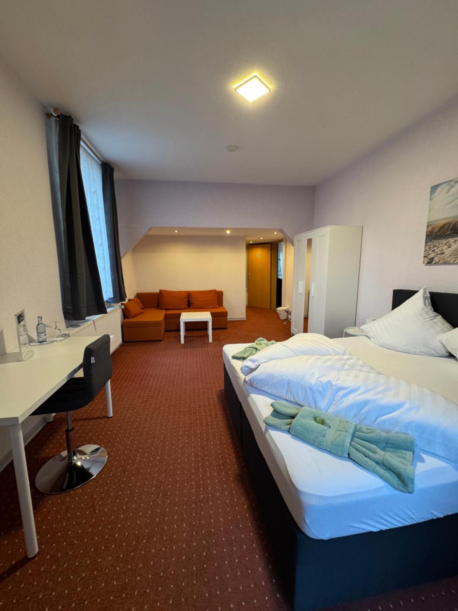 Hotel-Restaurant Christine Lübz Zewnętrze zdjęcie
