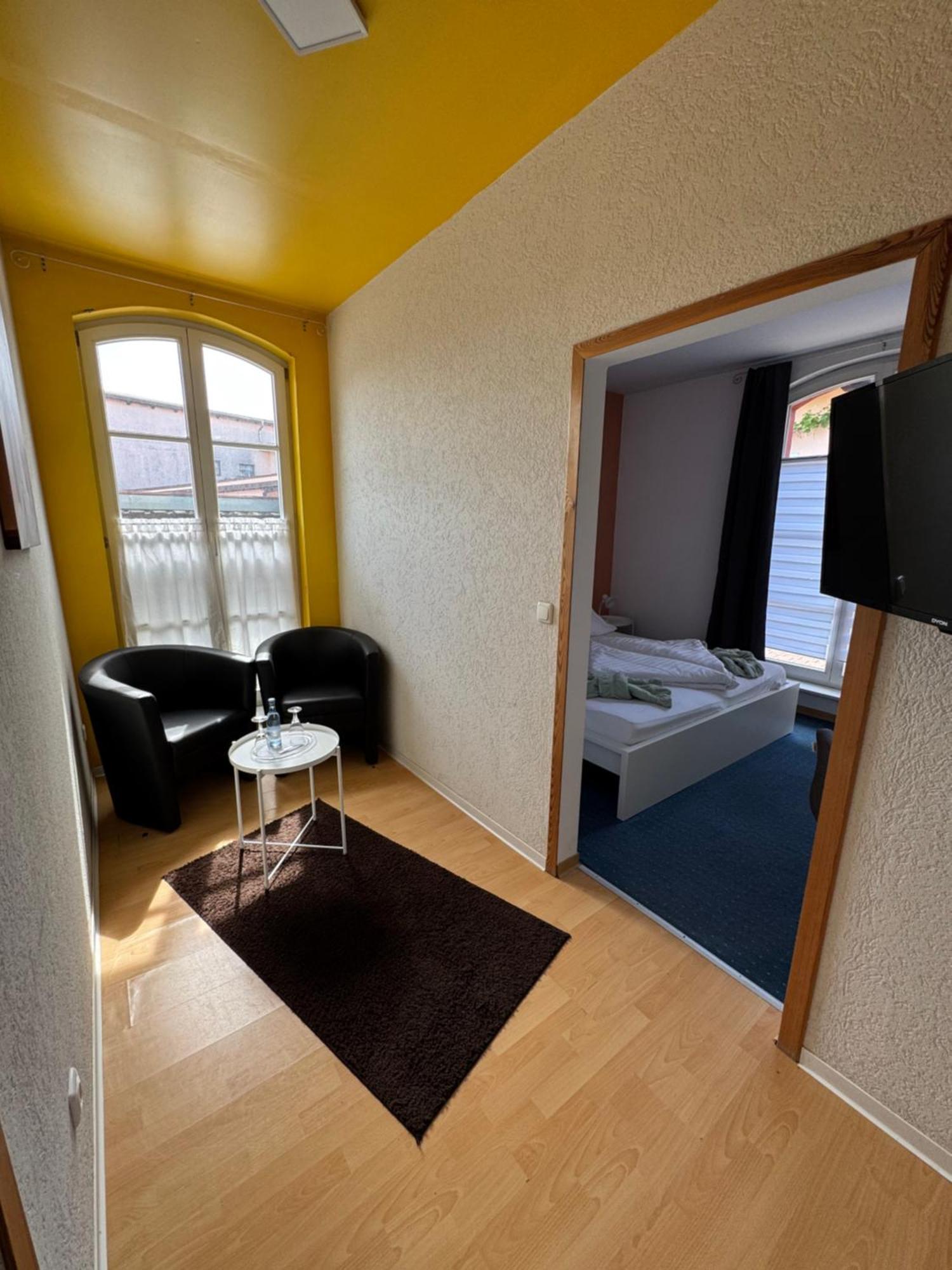 Hotel-Restaurant Christine Lübz Zewnętrze zdjęcie