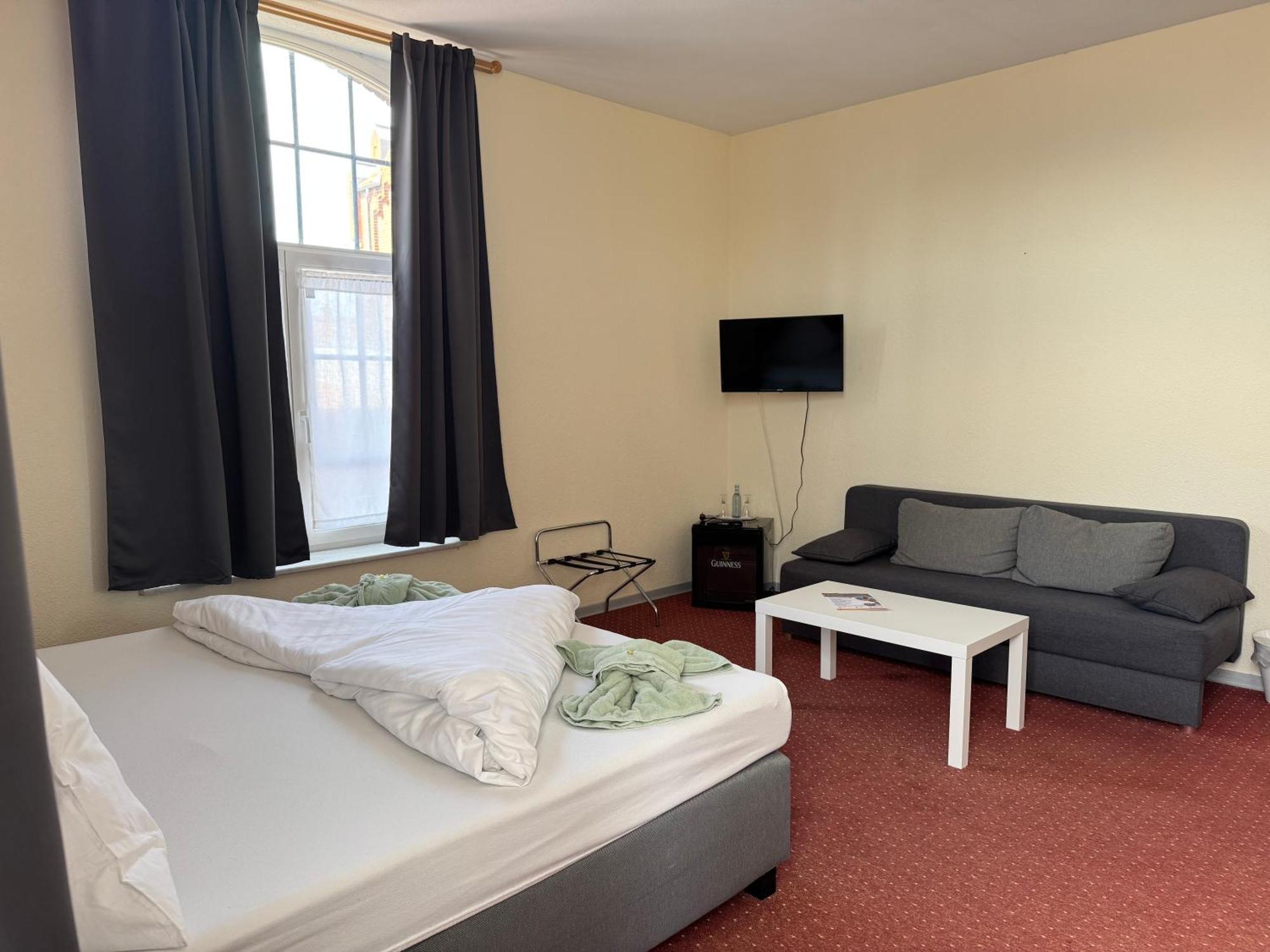 Hotel-Restaurant Christine Lübz Zewnętrze zdjęcie